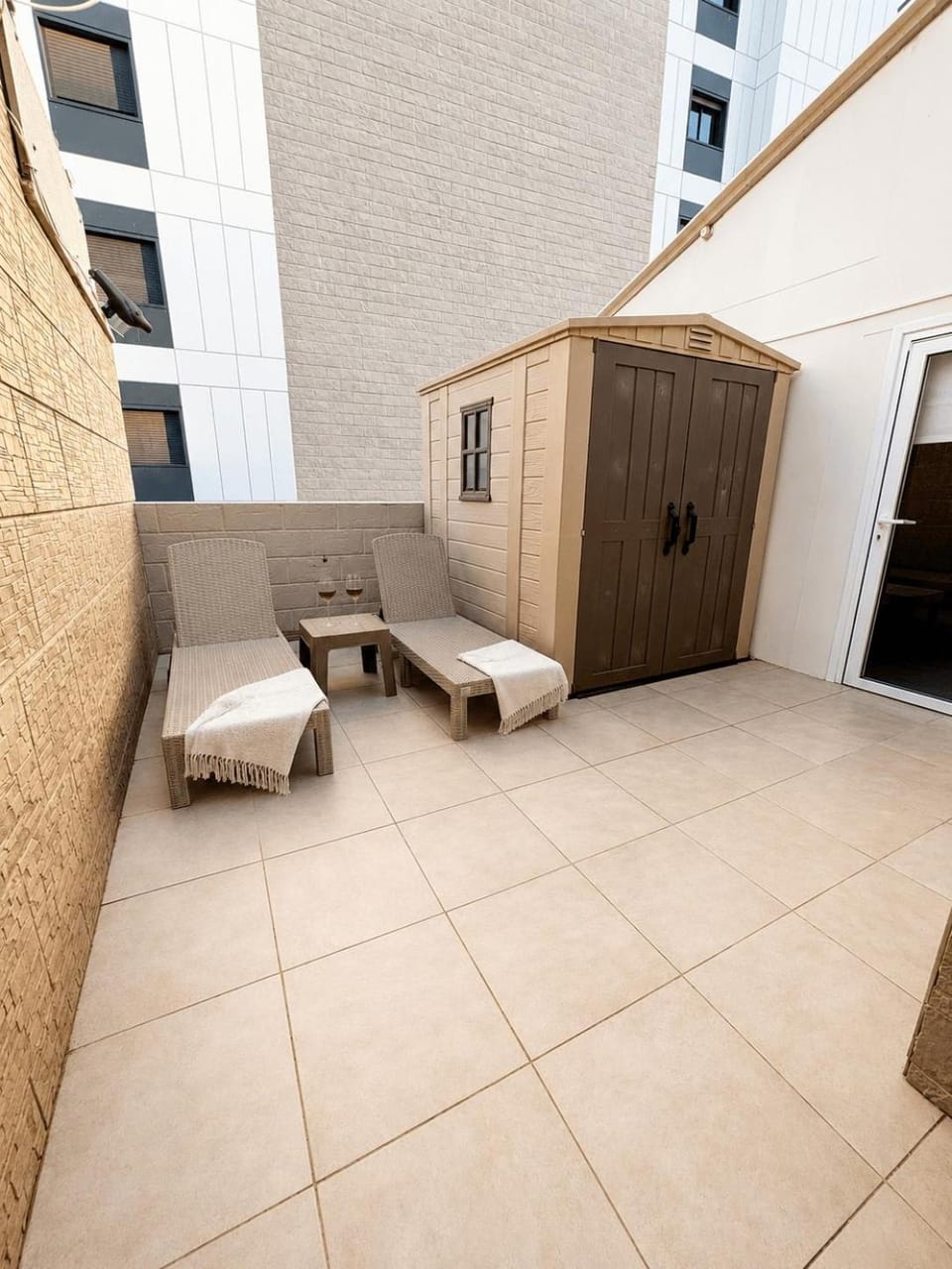 Patio, Balcony/Terrace, Seating area