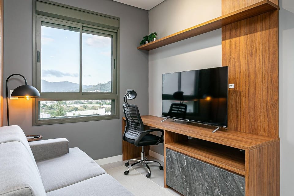 Communal lounge/ TV room, TV and multimedia, Living room
