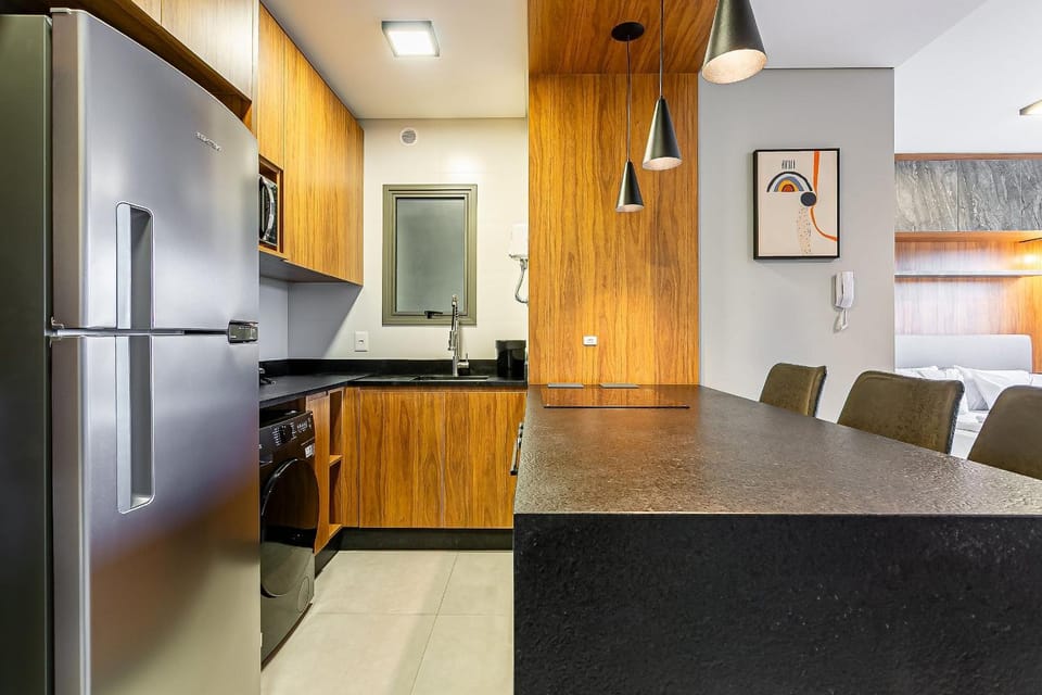 Kitchen or kitchenette, Dining area, stove