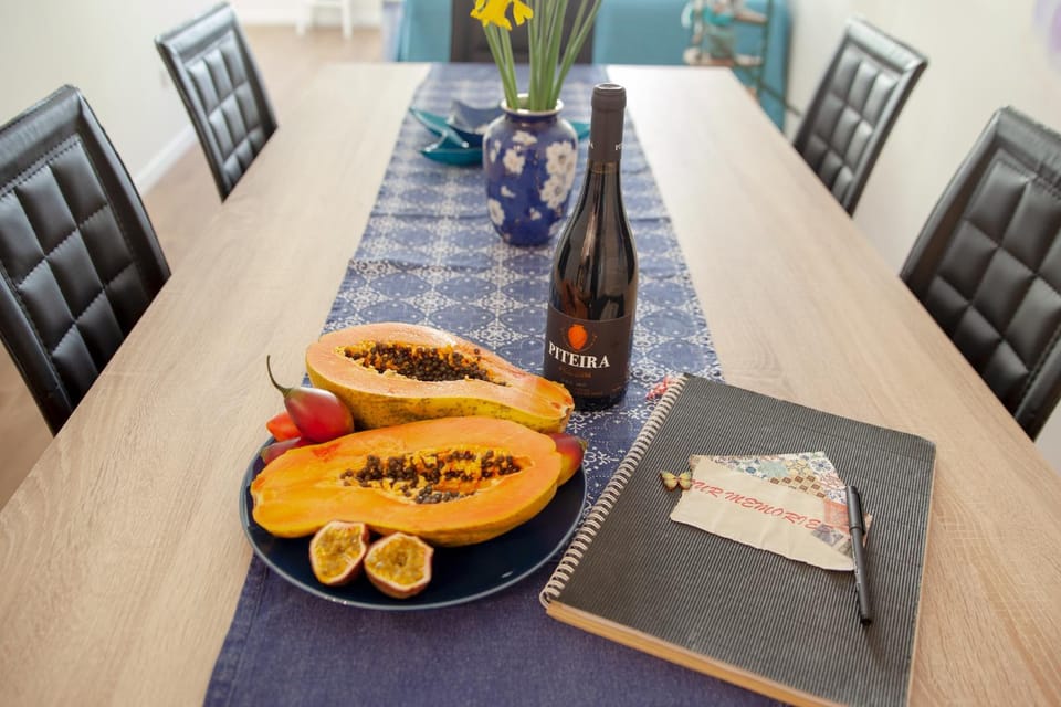 Food and drinks, Dining area