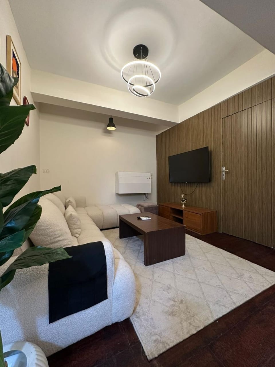 Zamalek Tiny 2BR Apartment in Cairo