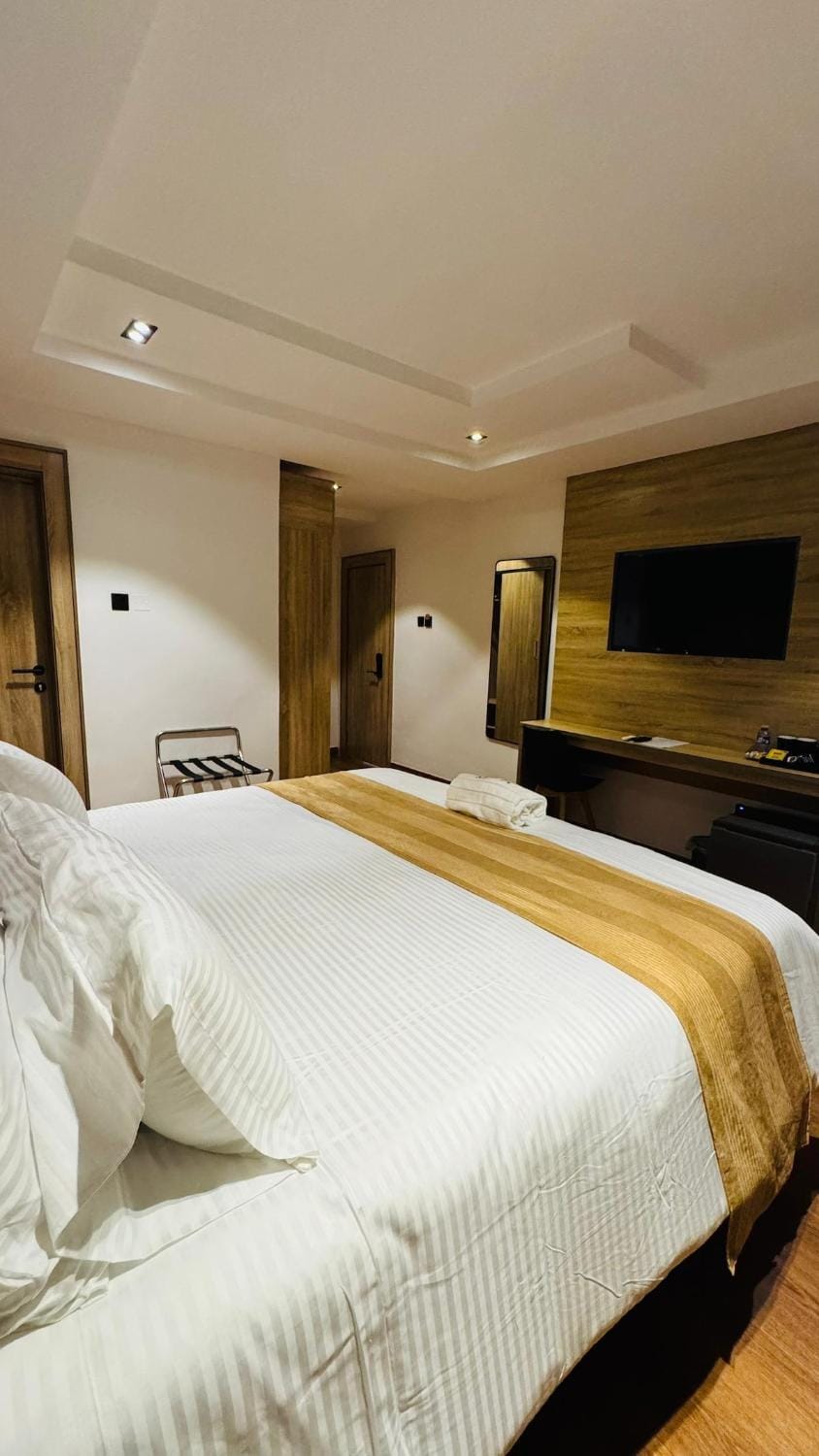 Bed, TV and multimedia