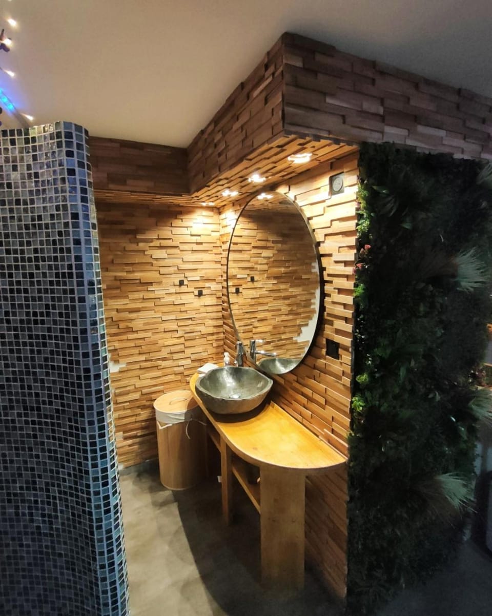 Le refuge de Bergheim - Proche Colmar - Sur la route des Vins - Studio de luxe avec Jacuzzi Privatif Apartment in Ribeauvillé
