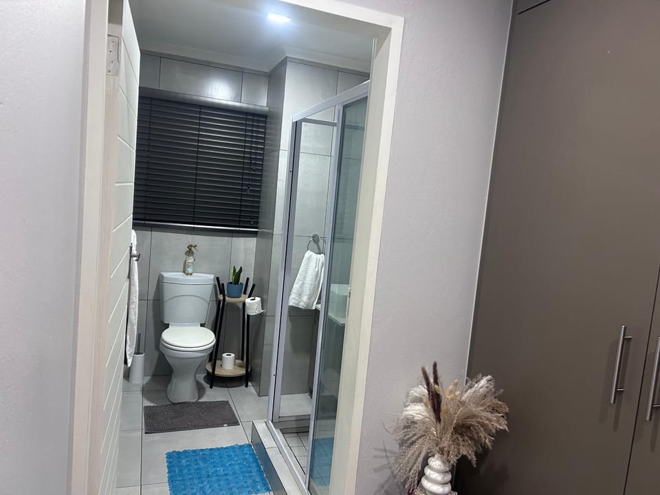 Private Space in a House Vacation rental in Pretoria