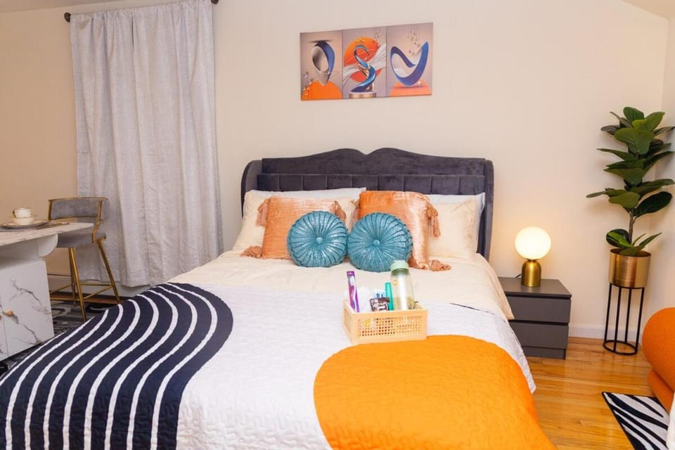 Bed, Bedroom