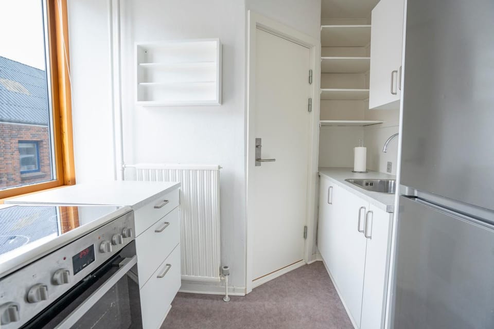 Kitchen or kitchenette, stove