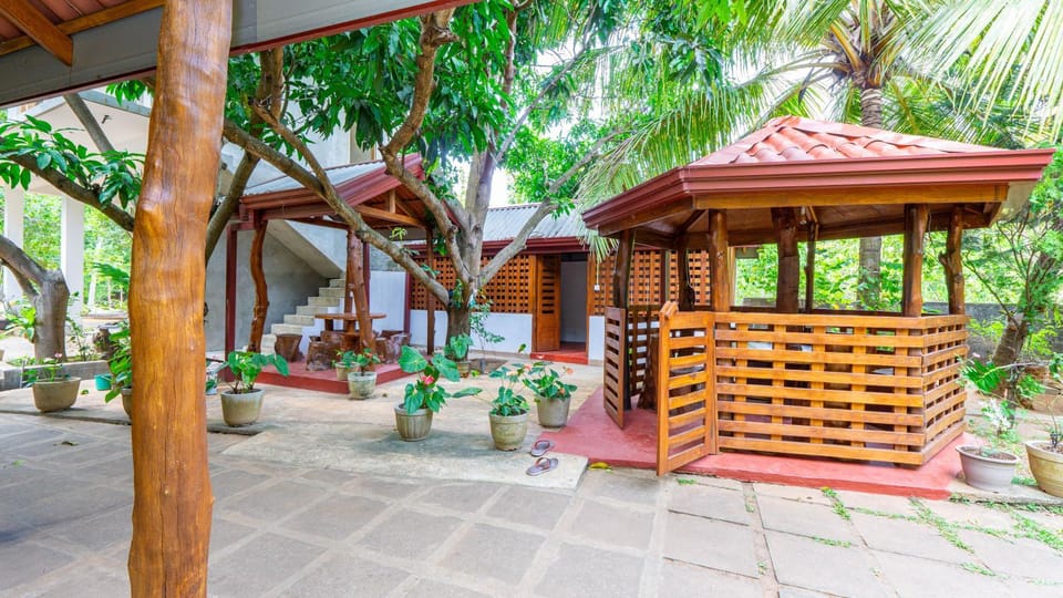 Golden Rainbow Guest House Bed and Breakfast in Dambulla
