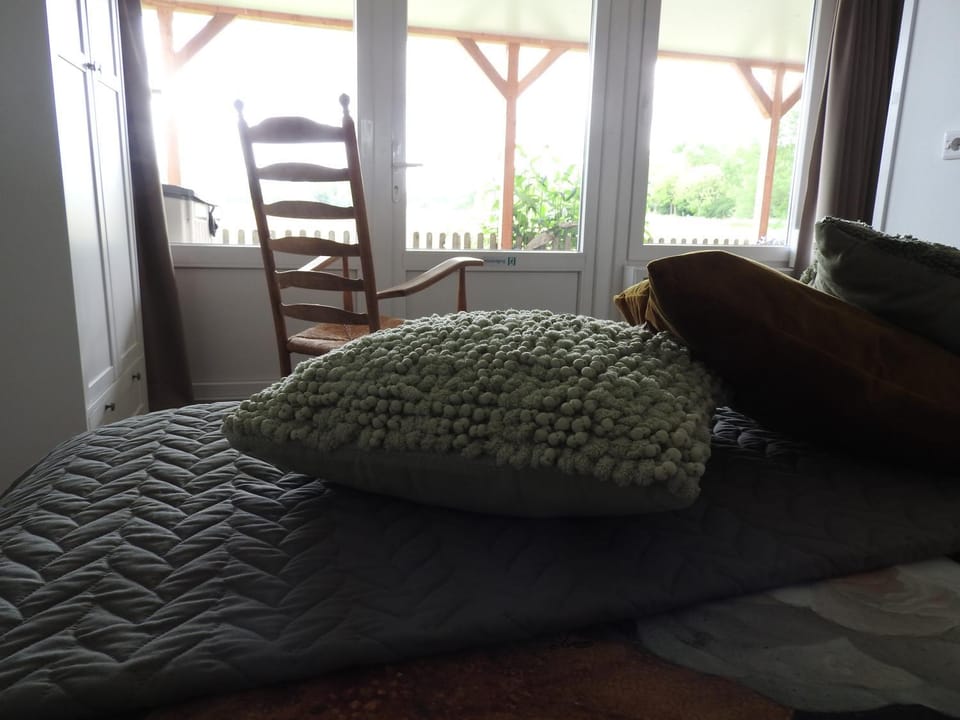 Bed, View (from property/room)