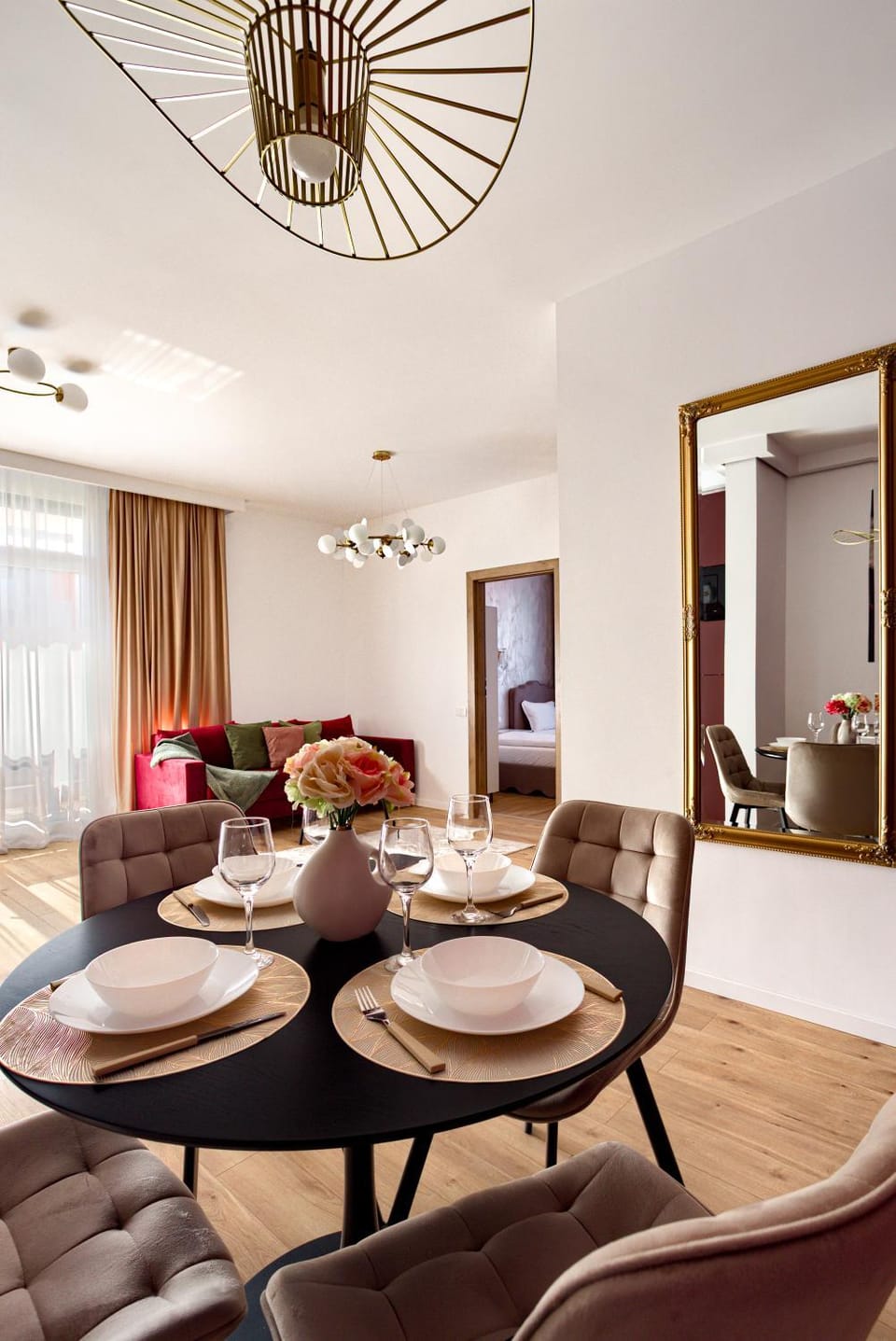 Sika Opulent Grand Apartment - cazare premium Arad - self check-in Apartment in Hungary