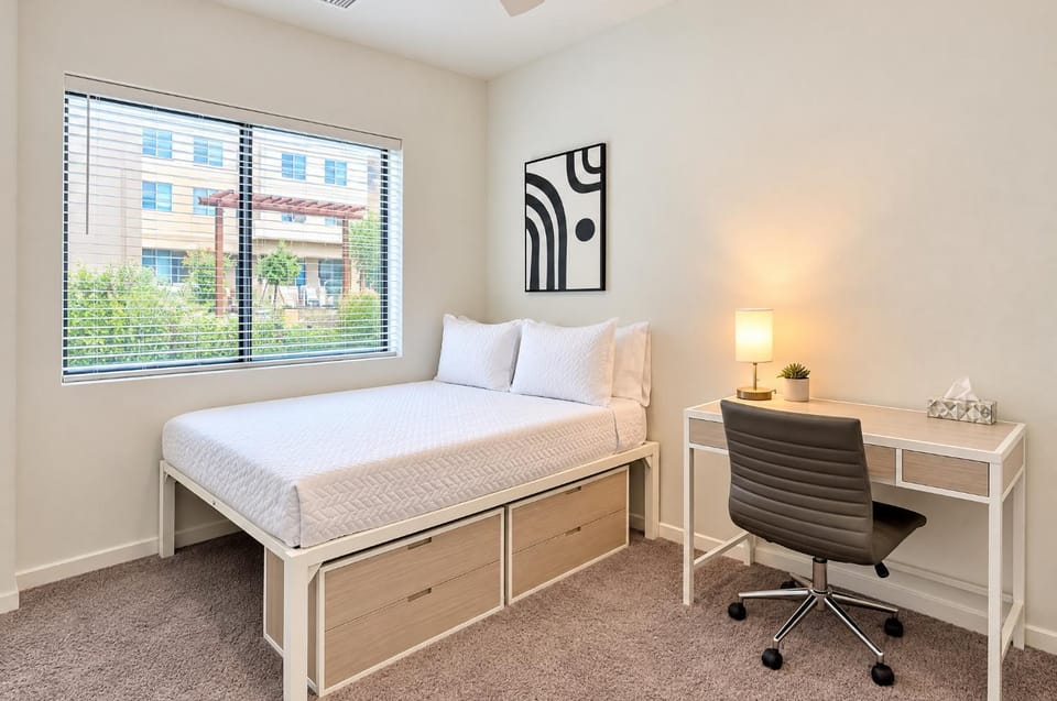 Boulevard Stays Modern Tempe 2BR ASU Pool Gym Apartment in Tempe