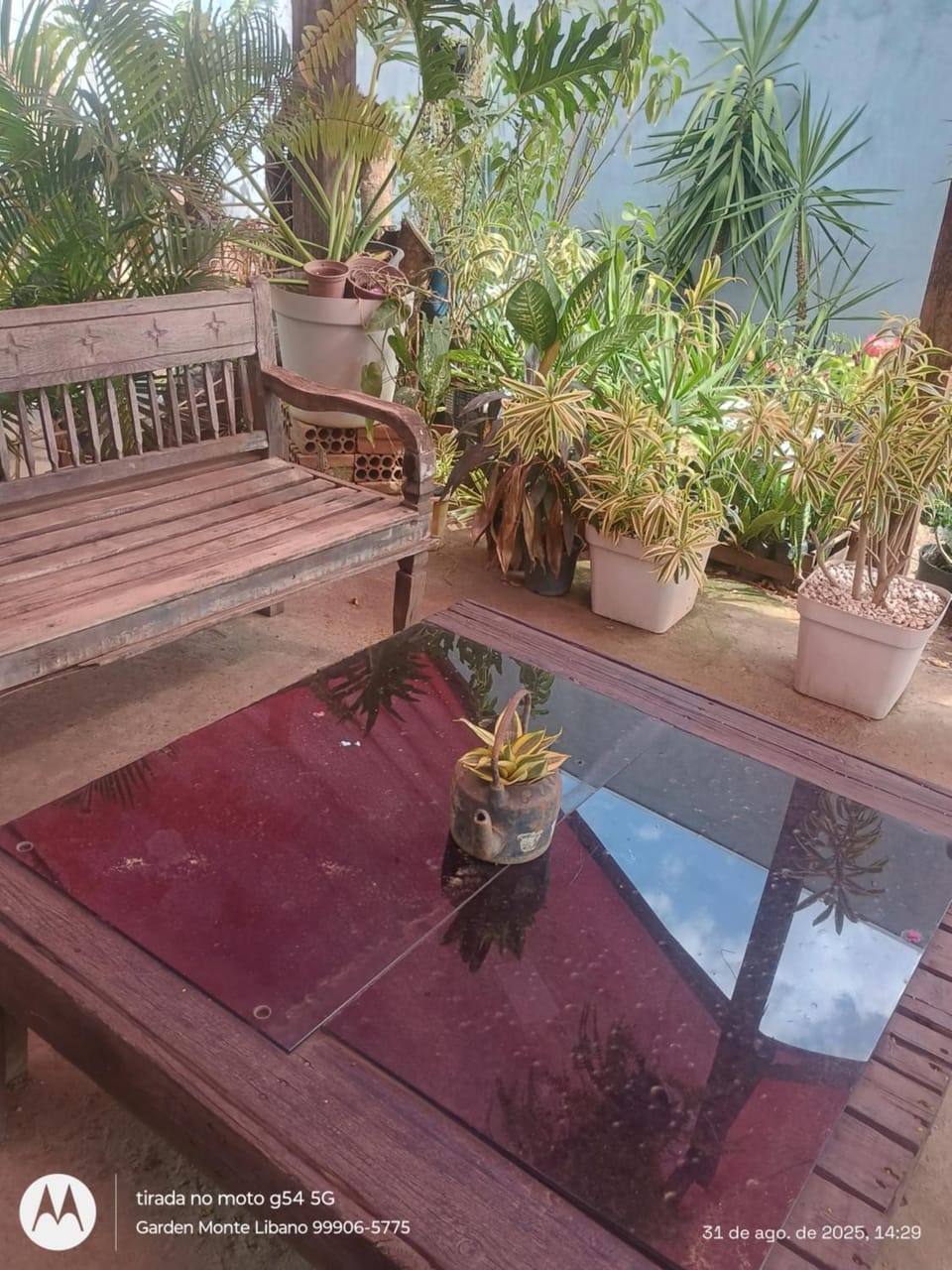 Seating area