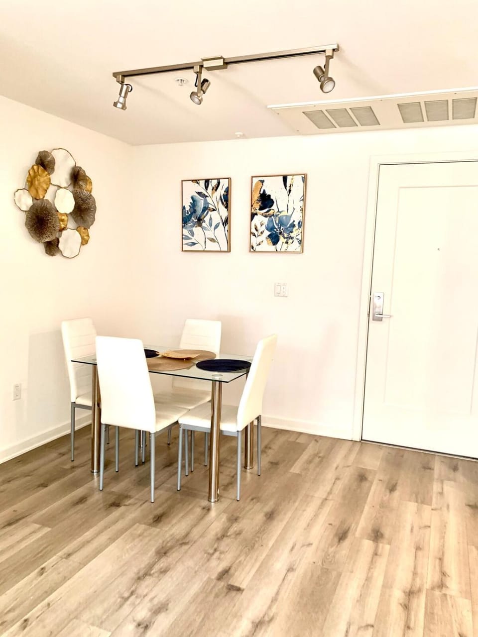 Luxury Hollywood Stay Beautiful 2Beds2Baths Apartment in Hollywood