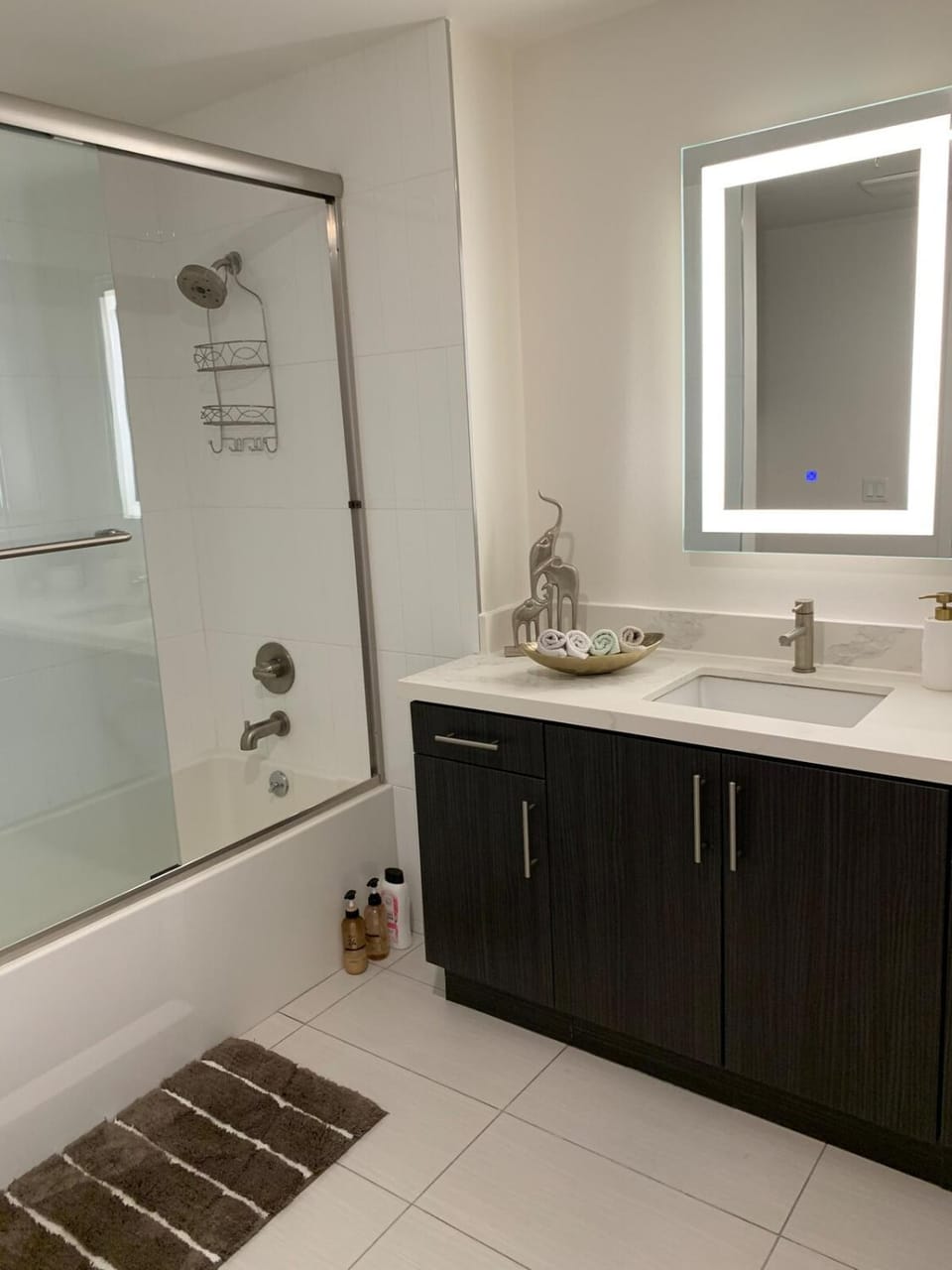 Luxury Hollywood Stay Beautiful 2Beds2Baths Apartment in Hollywood