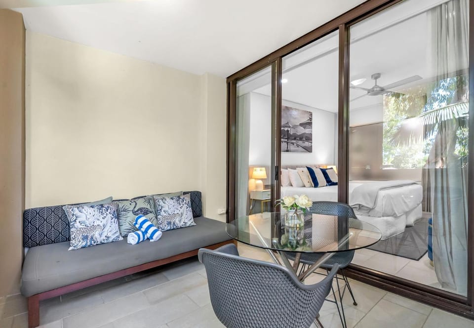 Belle Escapes 328 Stylish Studio in Beachfront Resort Palm Cove Apartment in Palm Cove