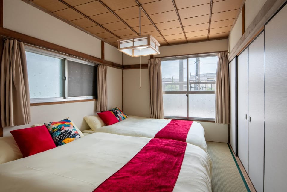 Bedroom, air conditioner