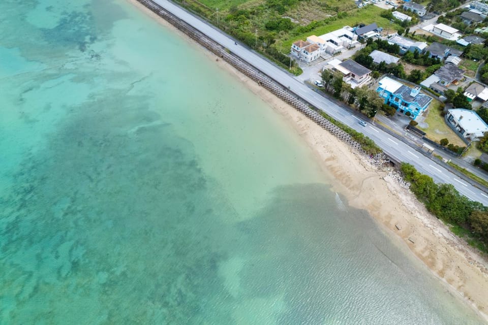 古宇利島まで車で10分の星降るやんばるテラス海まで徒歩3分のは1棟貸 Apartment in Okinawa Prefecture