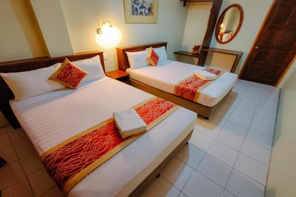 Virgo Batik Resort, Teluk Batik Hotel in Perak
