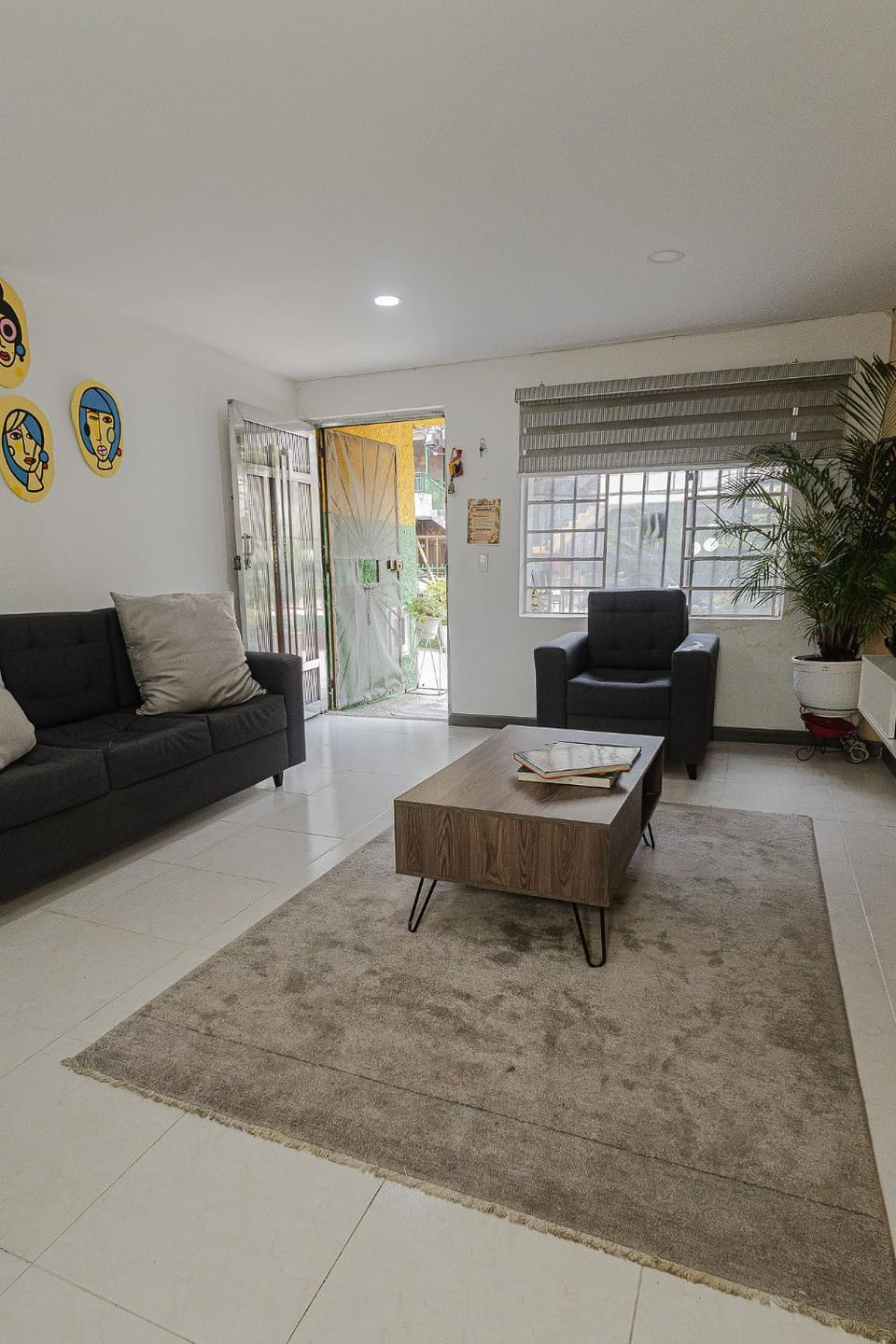 La Casa Amarilla House in Medellin