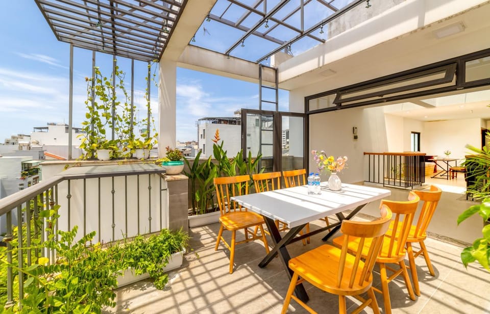 Patio, Spring, Garden, View (from property/room), Balcony/Terrace, Garden view