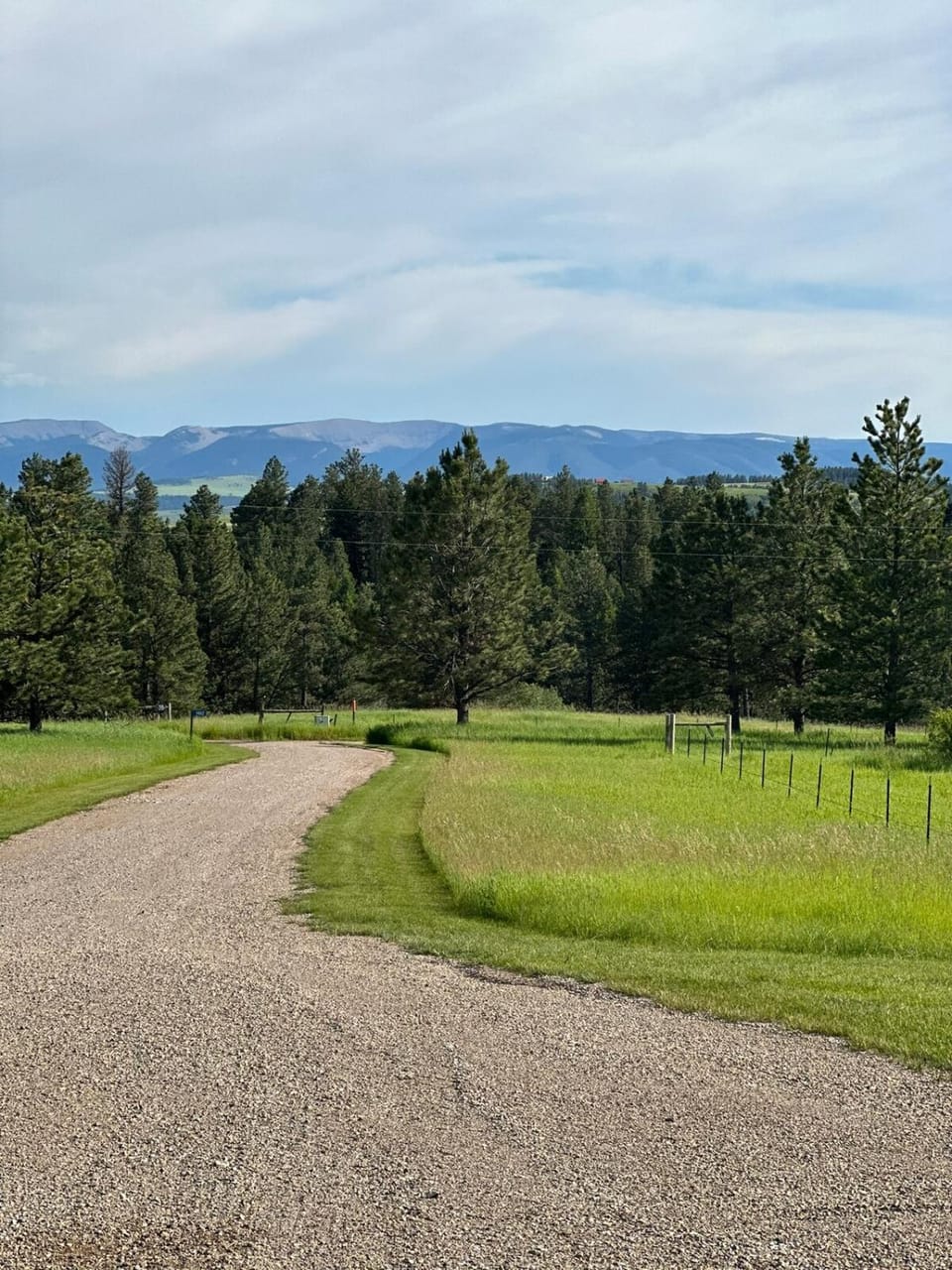 Neighbourhood, Natural landscape, Mountain view