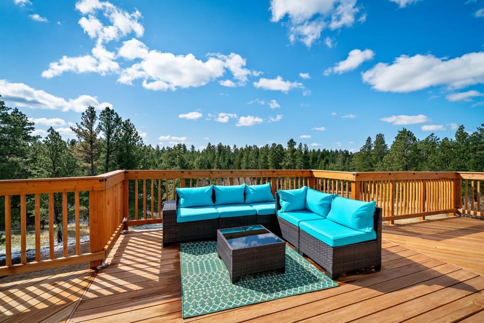 Balcony/Terrace, Mountain view