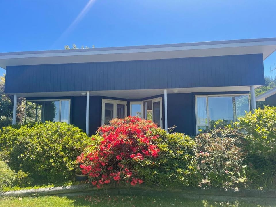 Breath Taking Views of Lake Taupo Apartment in Taupo