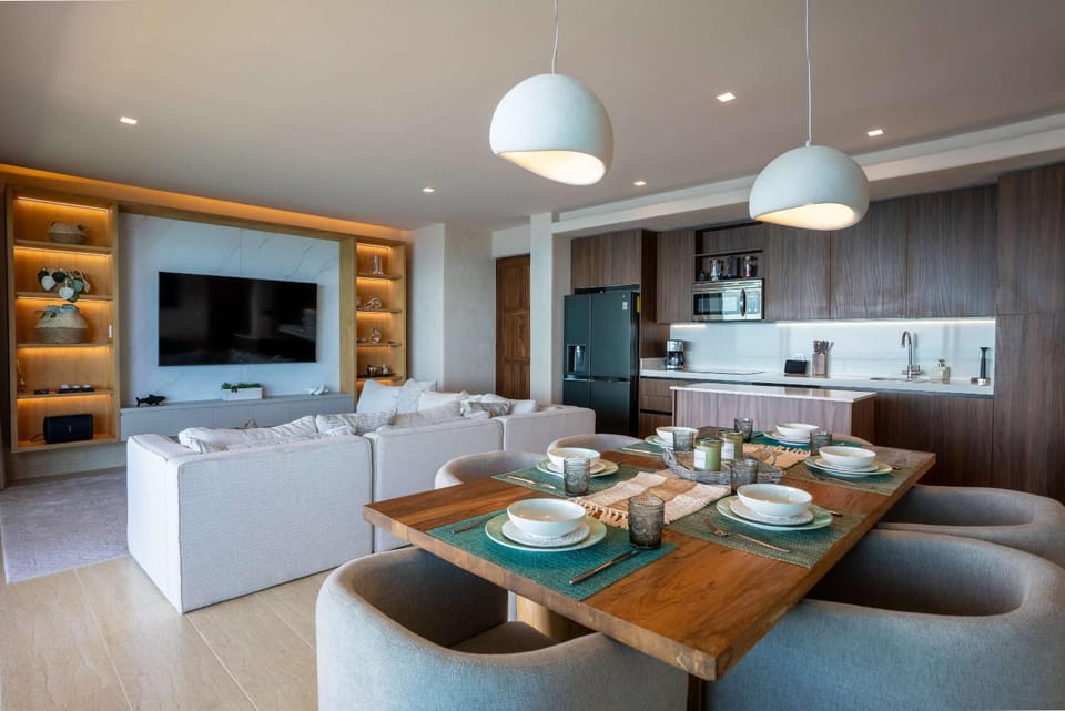 4BR Luxe Apartment With Panoramic Views Apartment in Isla Mujeres