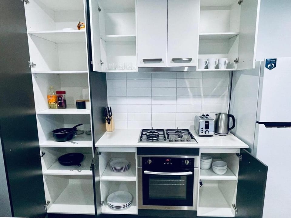 Calm Getaway Close to Airport House in Melbourne