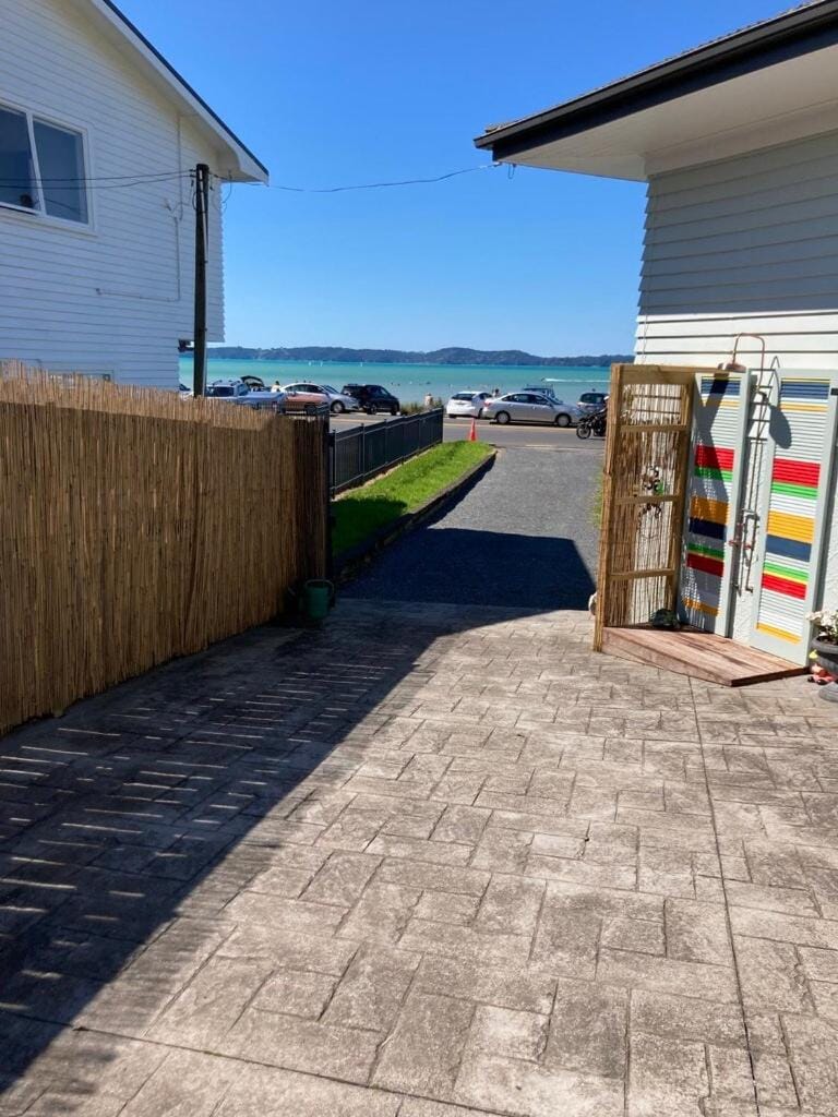 Maraetai Beachfront bliss one bedroom apartment Apartment in Auckland Region