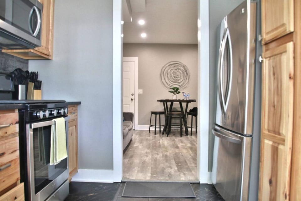 Kitchen or kitchenette, kitchen