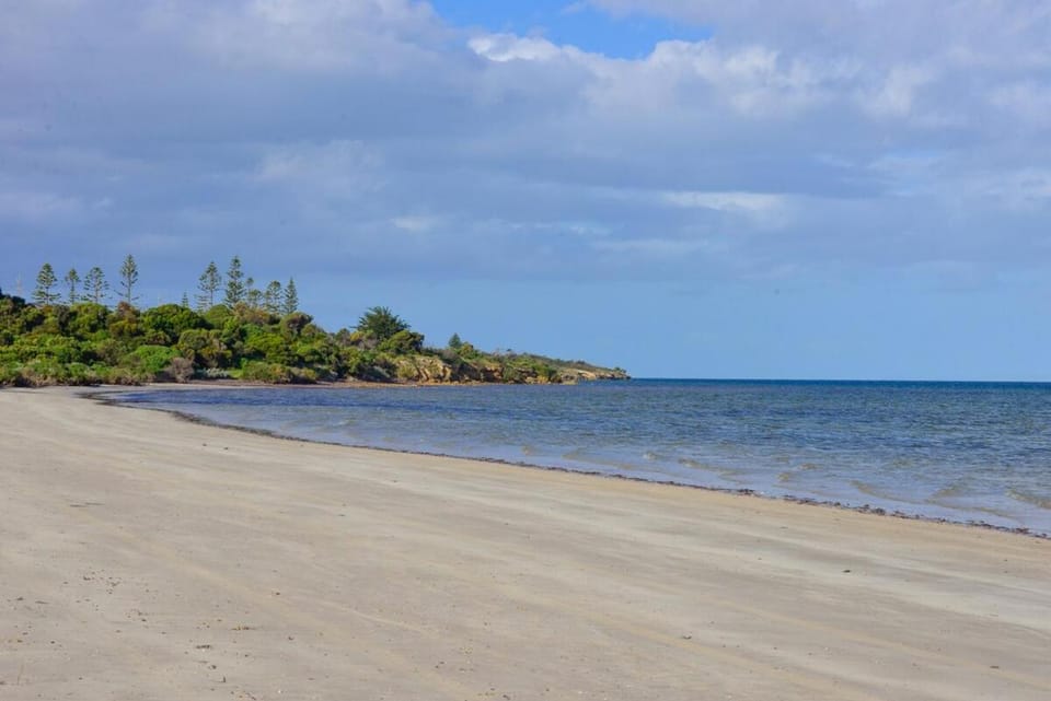 Edgewater Escape Kangaroo Island House in Kingscote