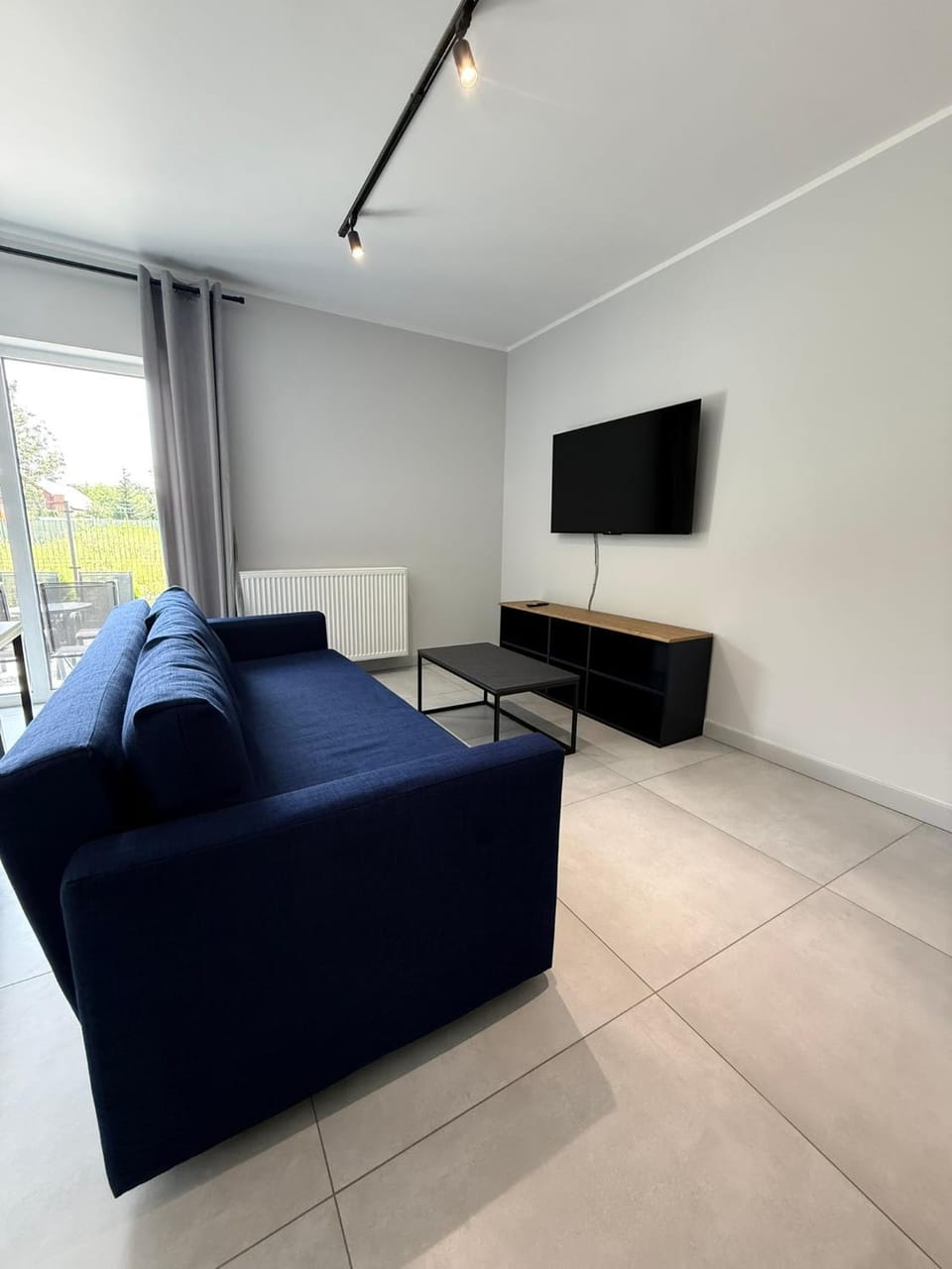 TV and multimedia, Seating area