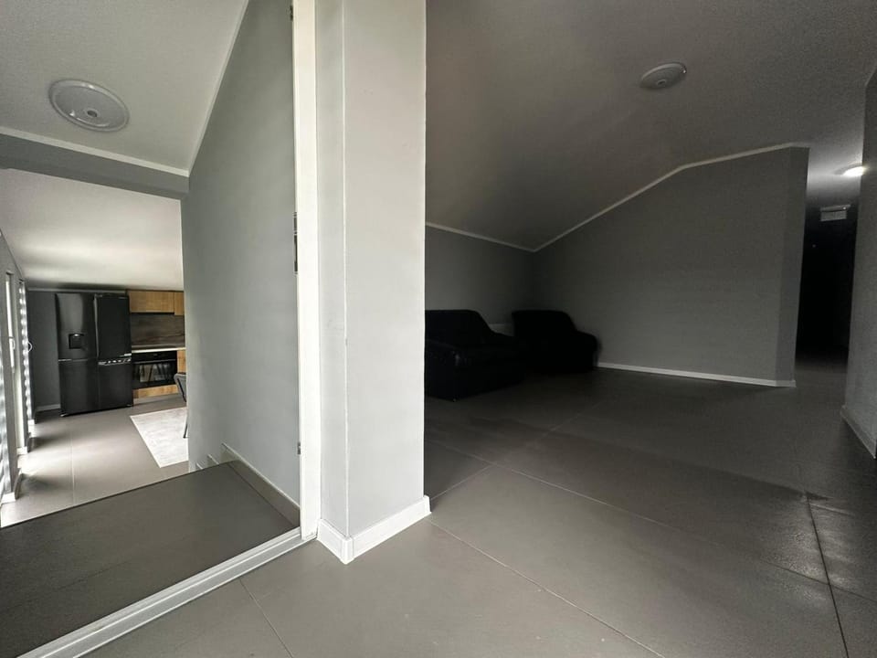TV and multimedia, Kitchen or kitchenette