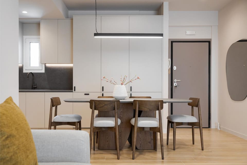 Seating area, Dining area