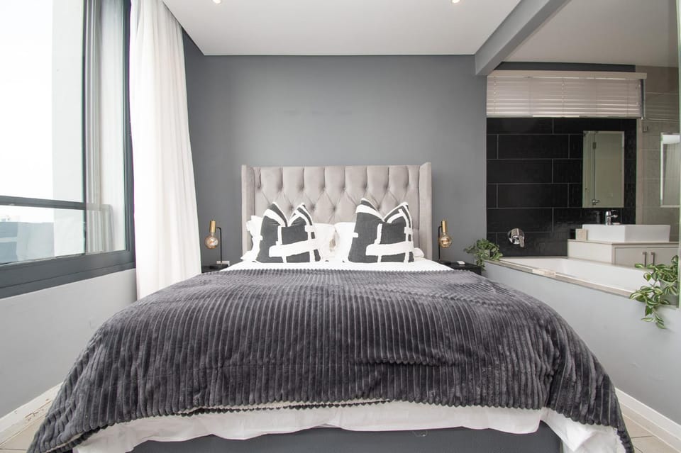 Bed, Photo of the whole room, Bedroom, air conditioner