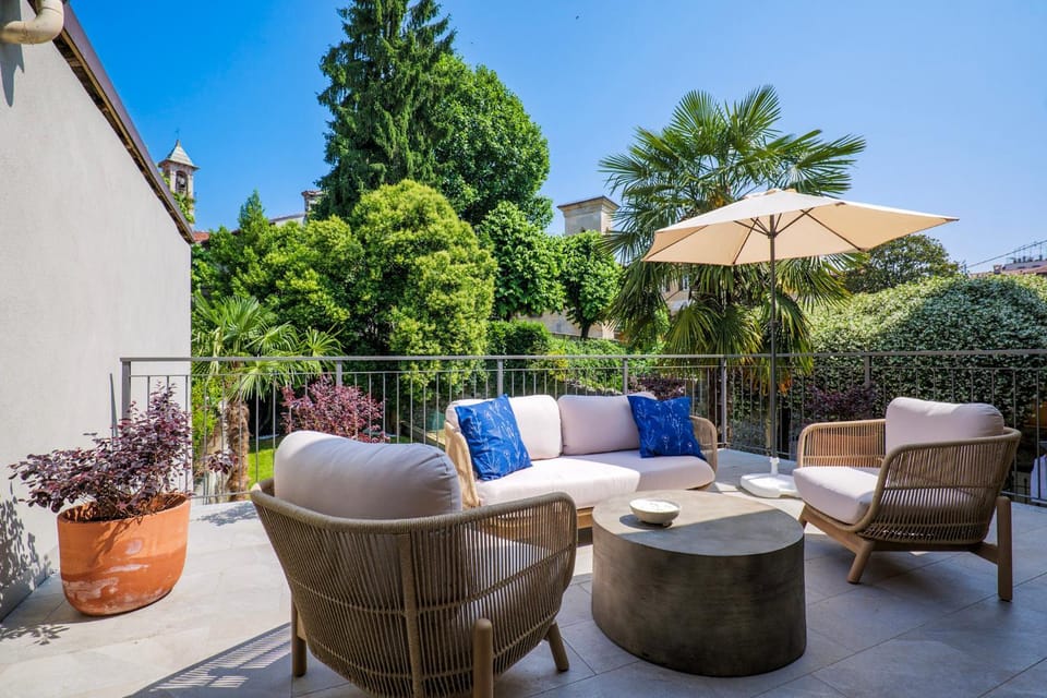 Balcony/Terrace, Garden view