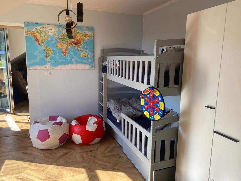 Bed, Photo of the whole room, Bedroom, bunk bed