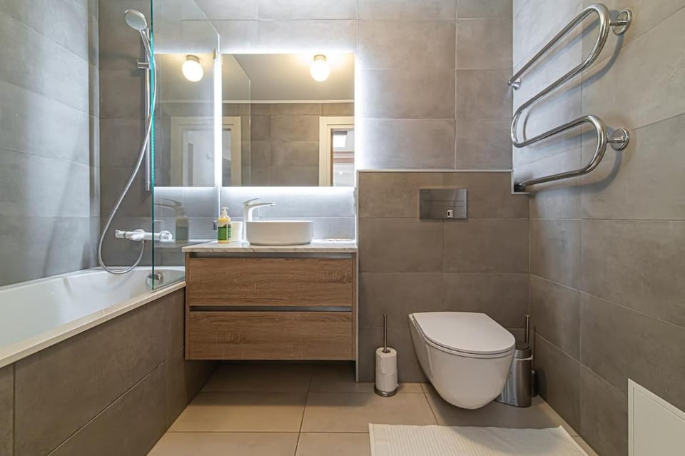 Toilet, Bathroom