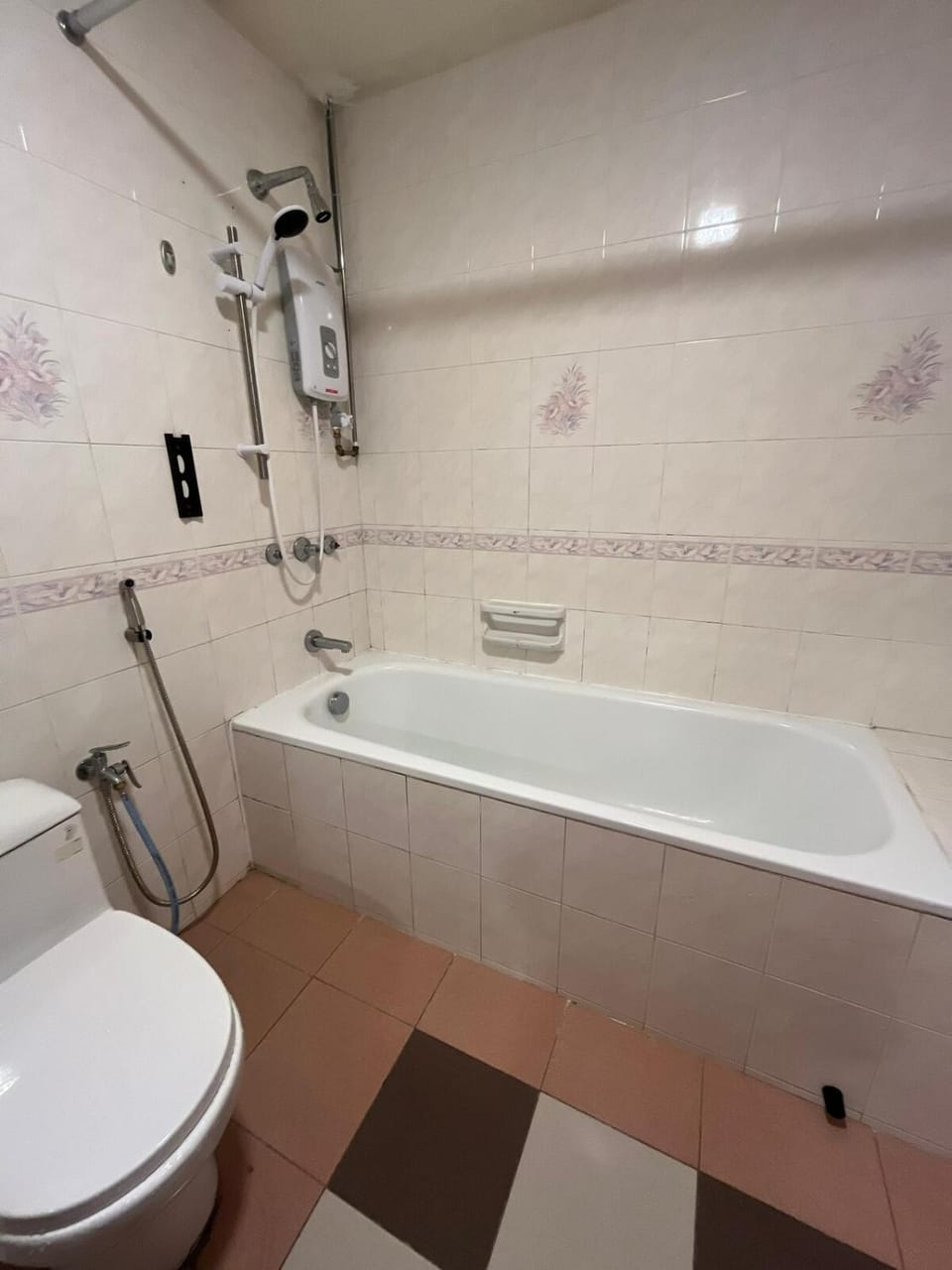 Shower, Toilet, Bathroom, Bath