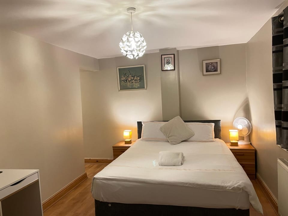 Van House Apartment in Manchester