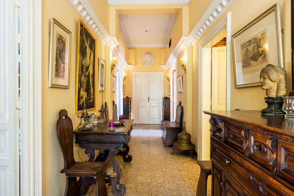 Hospitality Rome art epoca suite via Margutta 1902 Bed and Breakfast in Rome