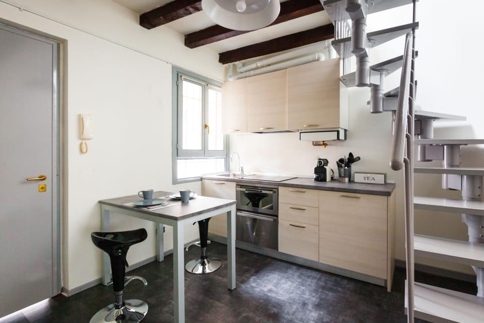 Coffee/tea facilities, Kitchen or kitchenette, Other, Photo of the whole room, Dining area, Area and facilities