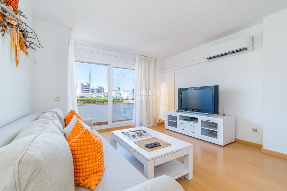 TV and multimedia, Living room, air conditioner