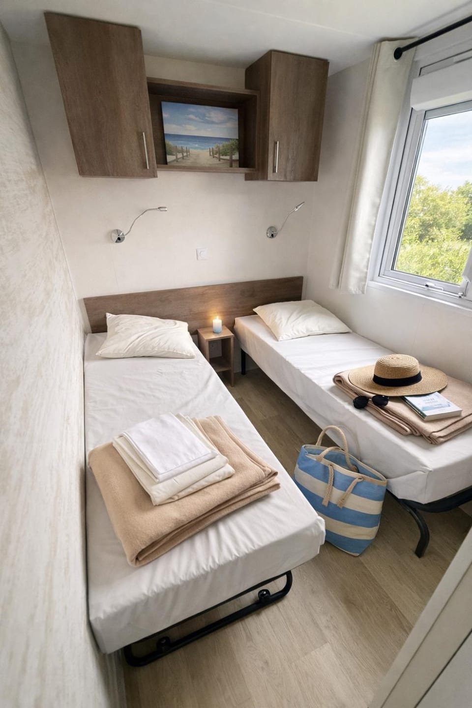 Mobil home Ty Brehat vue lac 2 chambres 4 personnes Campground/ 
RV Resort in Carnac