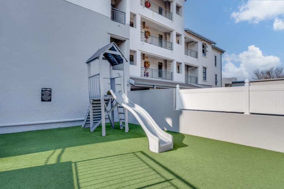 Property building, Day, Children play ground, Evening entertainment