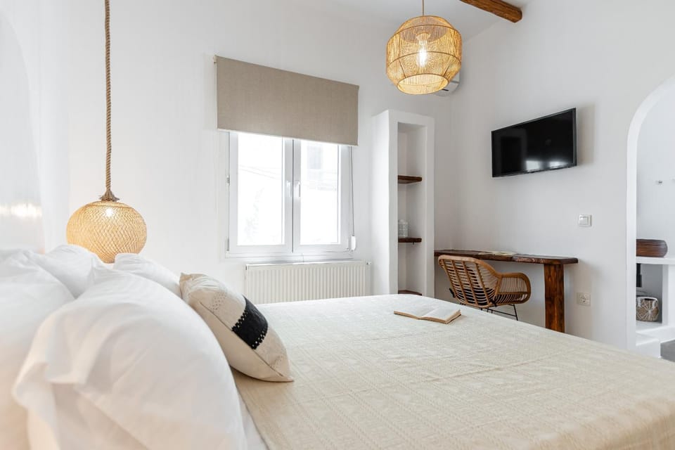 Maroussa's in Town with Sea view Apartment in Naxos