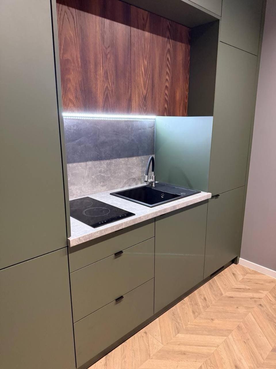Kitchen or kitchenette, stove