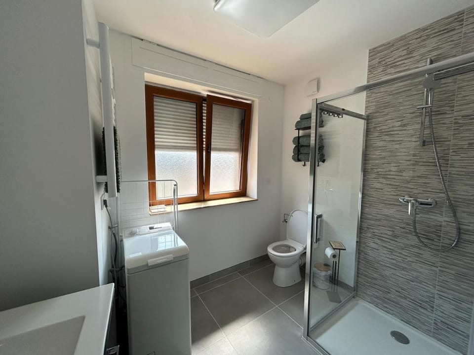 Appartement moderne 40m2 01 Apartment in Saarland, 66, Germany