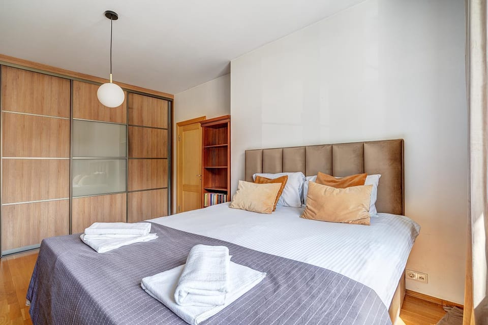 Bed, Photo of the whole room, Bedroom, towels, wardrobe