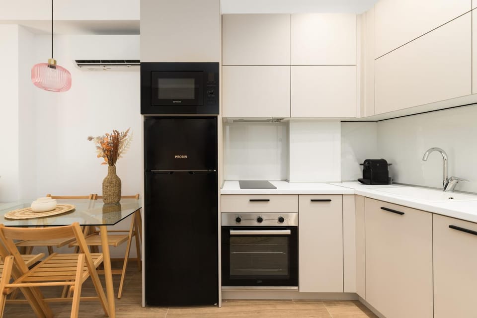 Kitchen or kitchenette, oven, stove